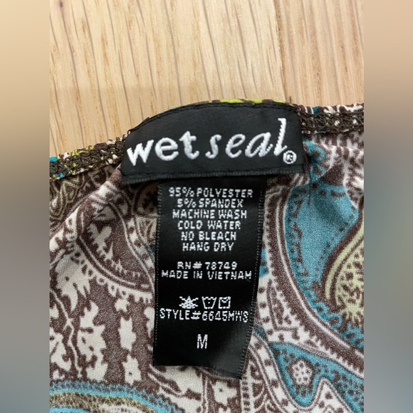 Dress - Picture 2 of 2